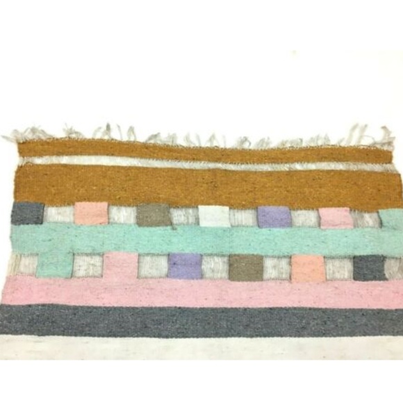 Wool Tapestry Rug Southwest Woven Wall Hanging - Picture 6 of 6